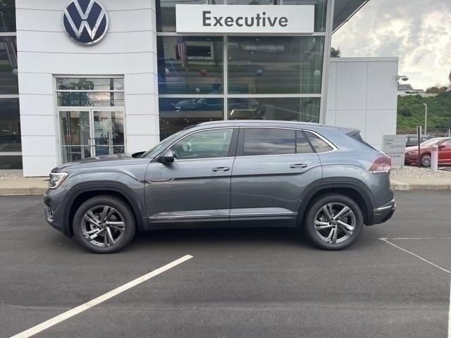 new 2024 Volkswagen Atlas Cross Sport car, priced at $52,021