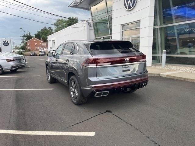 new 2024 Volkswagen Atlas Cross Sport car, priced at $52,021