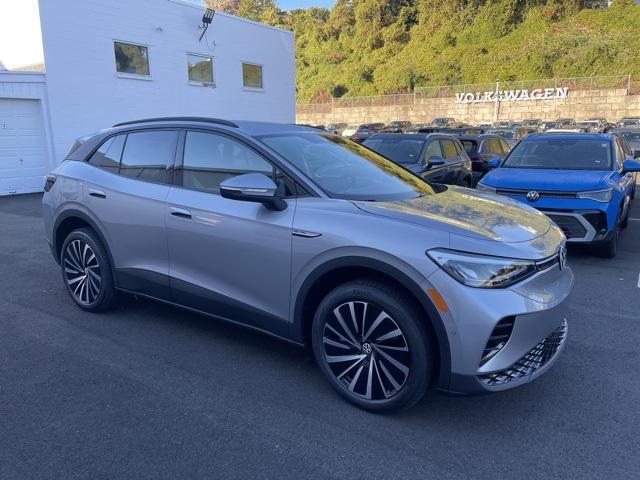 new 2025 Volkswagen ID.4 car, priced at $44,591