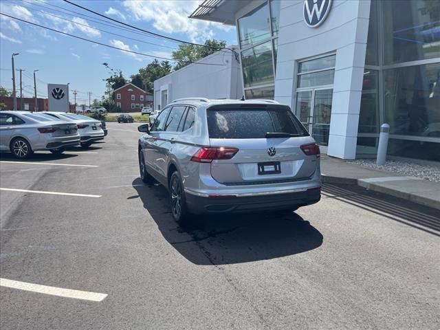 new 2024 Volkswagen Tiguan car, priced at $37,381