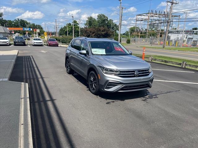 new 2024 Volkswagen Tiguan car, priced at $37,381