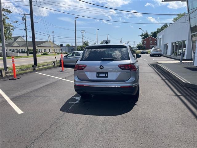 new 2024 Volkswagen Tiguan car, priced at $37,381