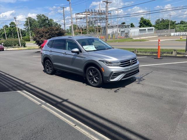 new 2024 Volkswagen Tiguan car, priced at $37,381