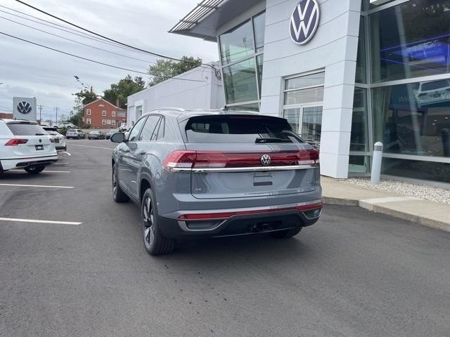 new 2024 Volkswagen Atlas Cross Sport car, priced at $45,681