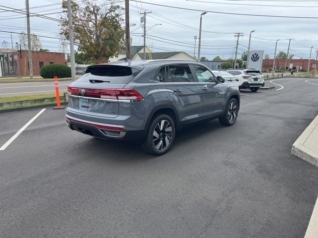 new 2024 Volkswagen Atlas Cross Sport car, priced at $45,681