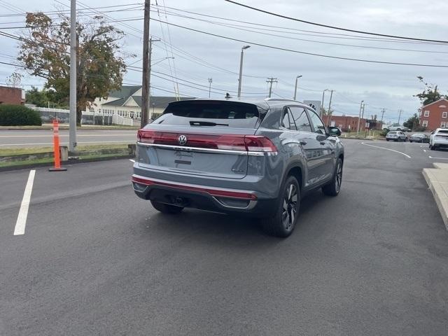 new 2024 Volkswagen Atlas Cross Sport car, priced at $45,681