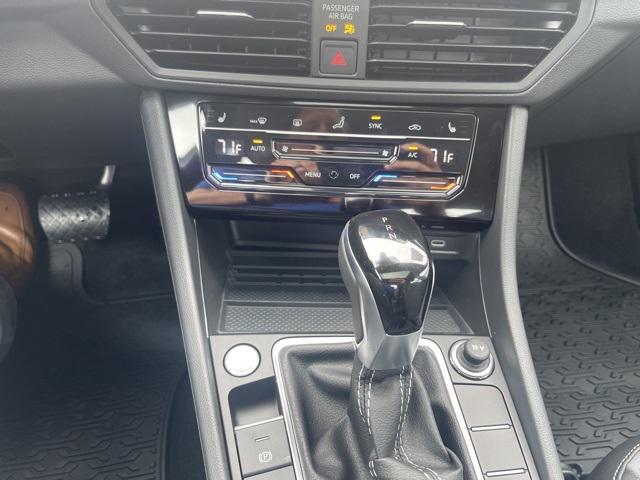 new 2025 Volkswagen Jetta car, priced at $27,265