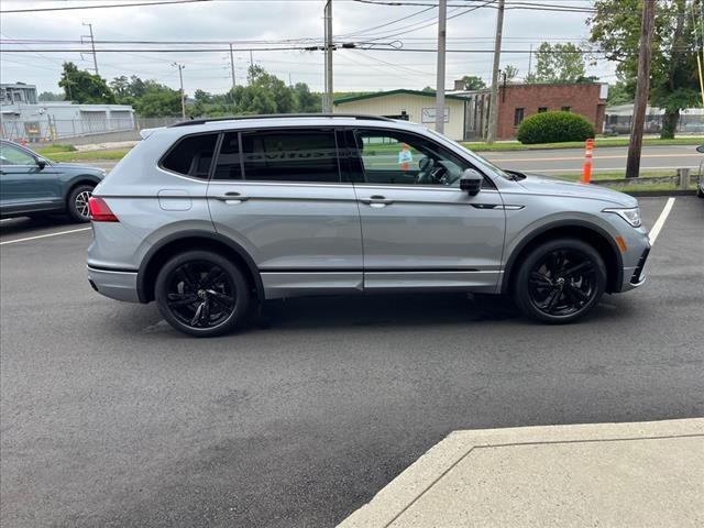 new 2024 Volkswagen Tiguan car, priced at $38,784