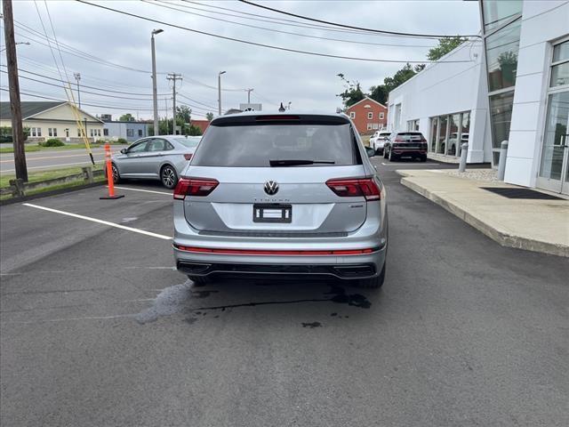 new 2024 Volkswagen Tiguan car, priced at $38,784