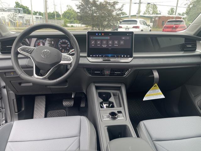 new 2025 Volkswagen Tiguan car, priced at $35,261