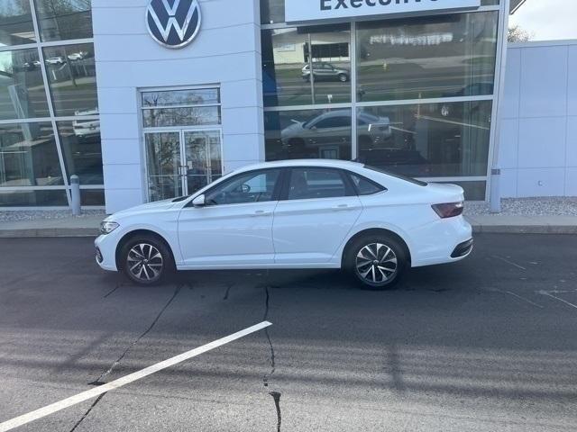 used 2022 Volkswagen Jetta car, priced at $19,432