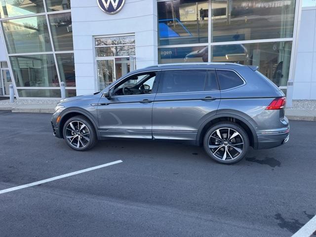 new 2024 Volkswagen Tiguan car, priced at $41,411