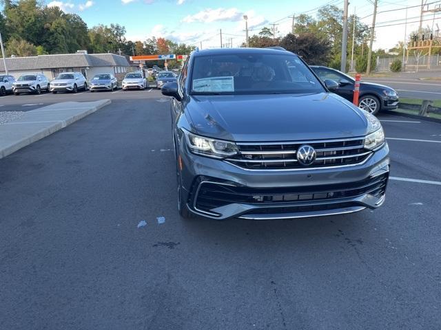 new 2024 Volkswagen Tiguan car, priced at $41,411