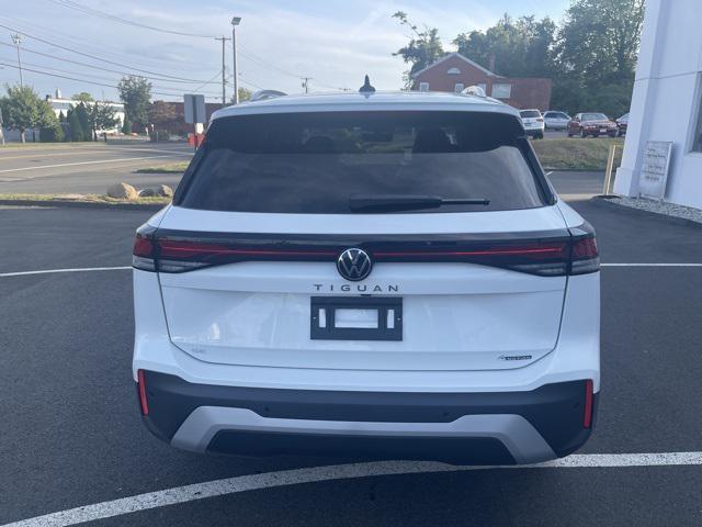 new 2025 Volkswagen Tiguan car, priced at $35,356