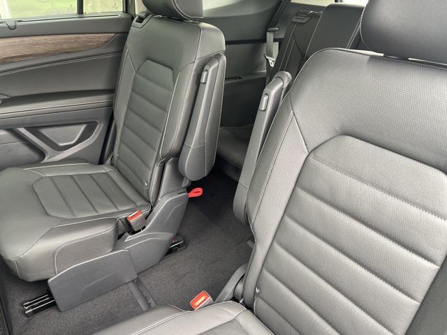 new 2025 Volkswagen Atlas car, priced at $49,755