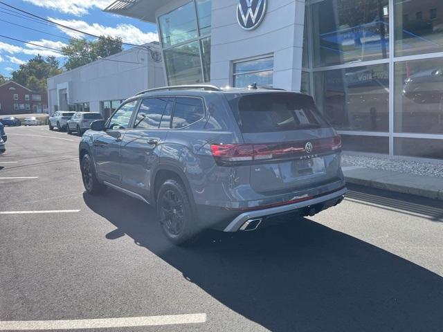 new 2024 Volkswagen Atlas car, priced at $50,134