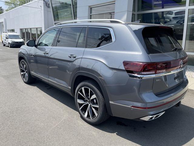 new 2025 Volkswagen Atlas car, priced at $53,739
