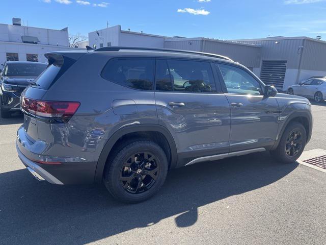 new 2026 Volkswagen Atlas car, priced at $47,670