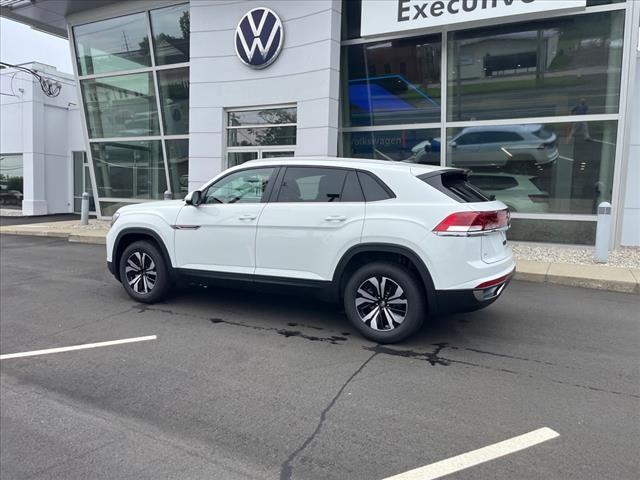 new 2024 Volkswagen Atlas Cross Sport car, priced at $40,991