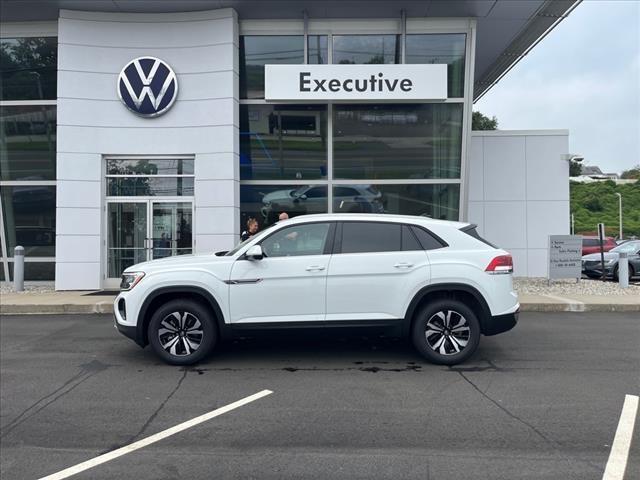 new 2024 Volkswagen Atlas Cross Sport car, priced at $40,991