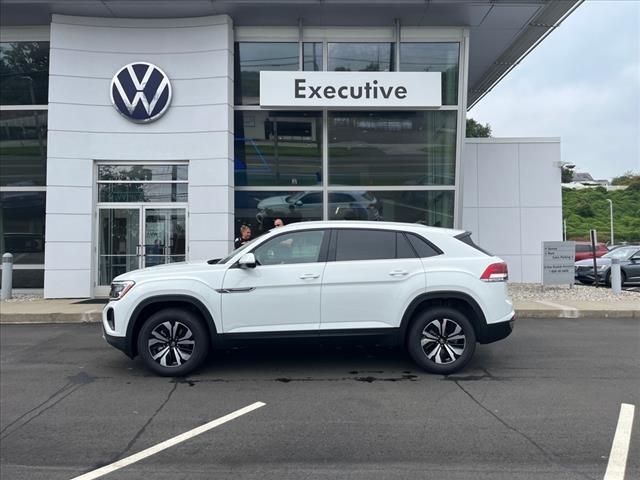 new 2024 Volkswagen Atlas Cross Sport car, priced at $40,991