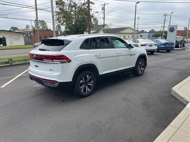 new 2024 Volkswagen Atlas Cross Sport car, priced at $40,991