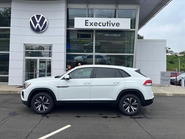 new 2024 Volkswagen Atlas Cross Sport car, priced at $40,991