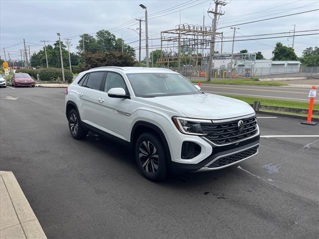 new 2024 Volkswagen Atlas Cross Sport car, priced at $40,991