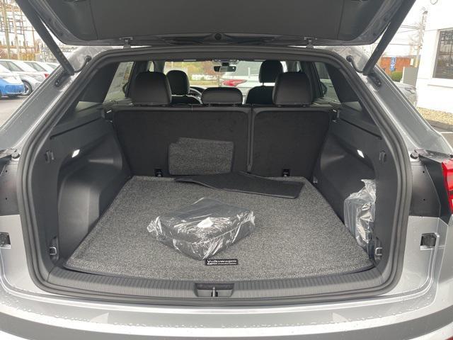 new 2026 Volkswagen Atlas Cross Sport car, priced at $45,992