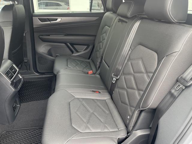 new 2026 Volkswagen Atlas Cross Sport car, priced at $45,992