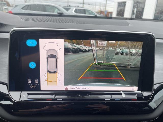 new 2026 Volkswagen Atlas Cross Sport car, priced at $45,992