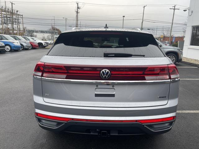 new 2026 Volkswagen Atlas Cross Sport car, priced at $45,992