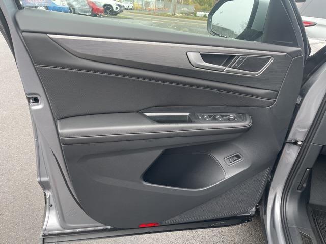 new 2026 Volkswagen Atlas Cross Sport car, priced at $45,992