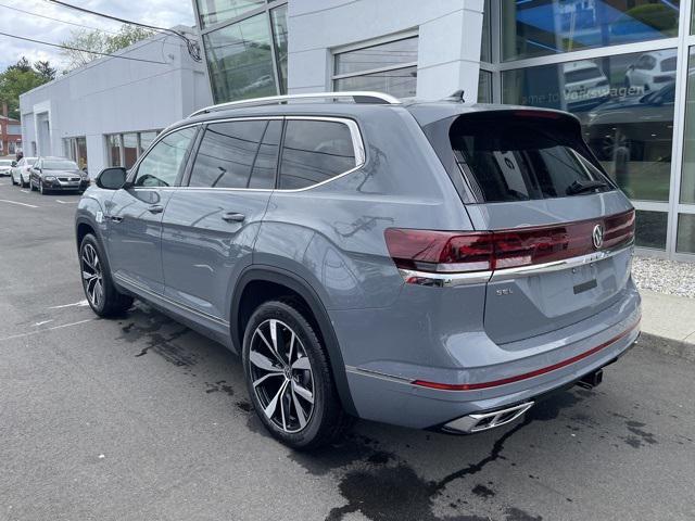 new 2025 Volkswagen Atlas car, priced at $54,573