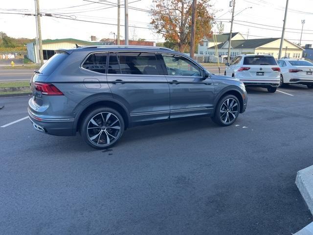 new 2024 Volkswagen Tiguan car, priced at $41,993