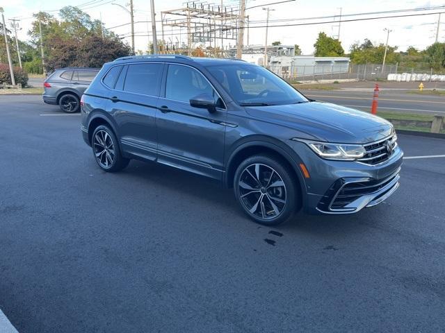 new 2024 Volkswagen Tiguan car, priced at $41,993