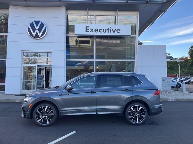 new 2024 Volkswagen Tiguan car, priced at $41,993