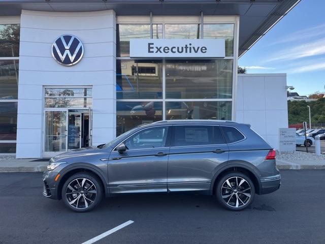 new 2024 Volkswagen Tiguan car, priced at $41,993