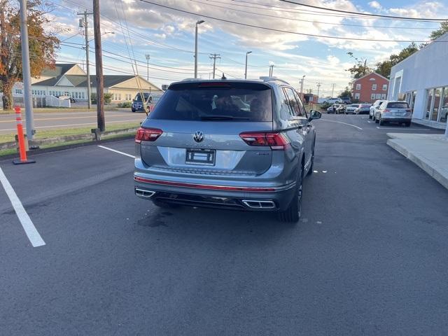 new 2024 Volkswagen Tiguan car, priced at $41,993