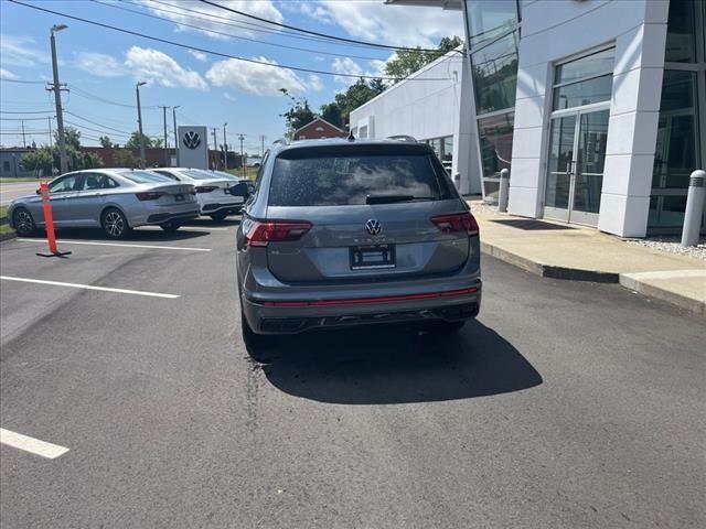 new 2024 Volkswagen Tiguan car, priced at $39,403