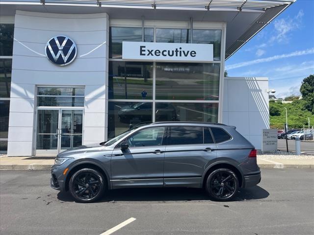 new 2024 Volkswagen Tiguan car, priced at $39,403