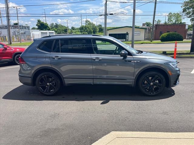 new 2024 Volkswagen Tiguan car, priced at $39,403