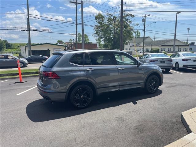 new 2024 Volkswagen Tiguan car, priced at $39,403