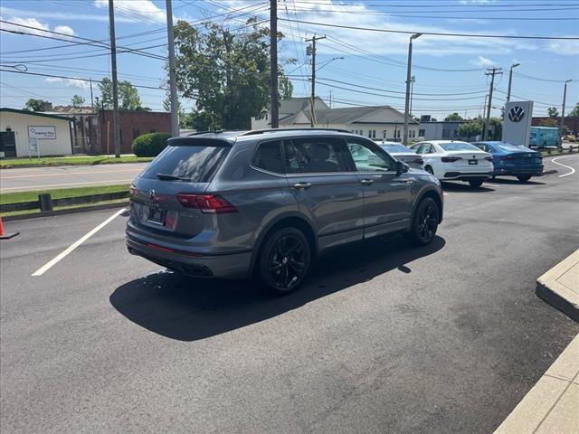 new 2024 Volkswagen Tiguan car, priced at $39,403