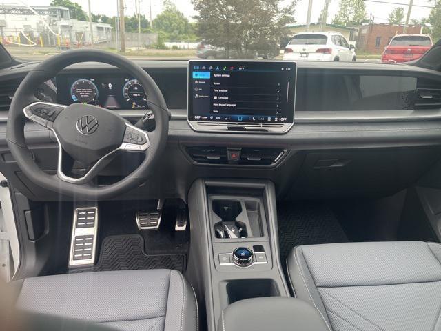 new 2025 Volkswagen Tiguan car, priced at $36,749