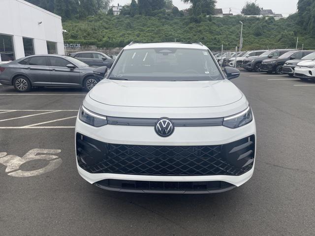 new 2025 Volkswagen Tiguan car, priced at $36,749