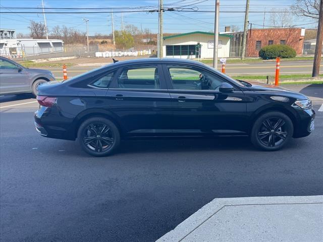 new 2024 Volkswagen Jetta car, priced at $26,119