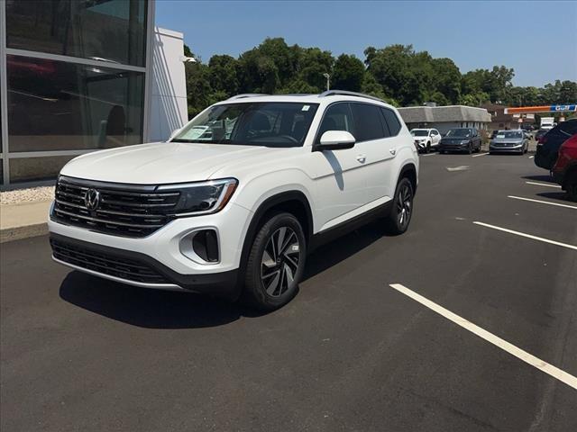 new 2024 Volkswagen Atlas car, priced at $52,701