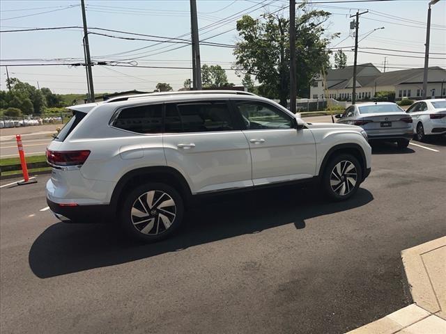 new 2024 Volkswagen Atlas car, priced at $52,701