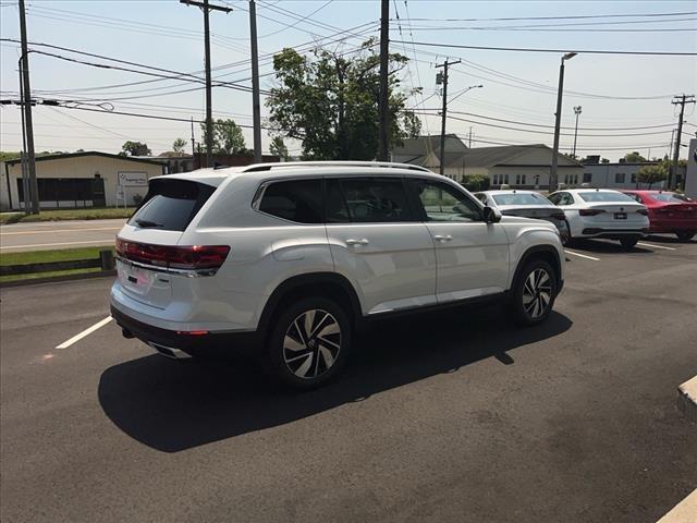 new 2024 Volkswagen Atlas car, priced at $52,701